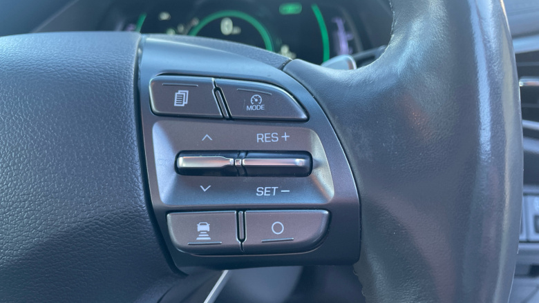 Hyundai IONIQ 1.6 GDi Hybrid Premium 5dr DCT Hybrid Hatchback